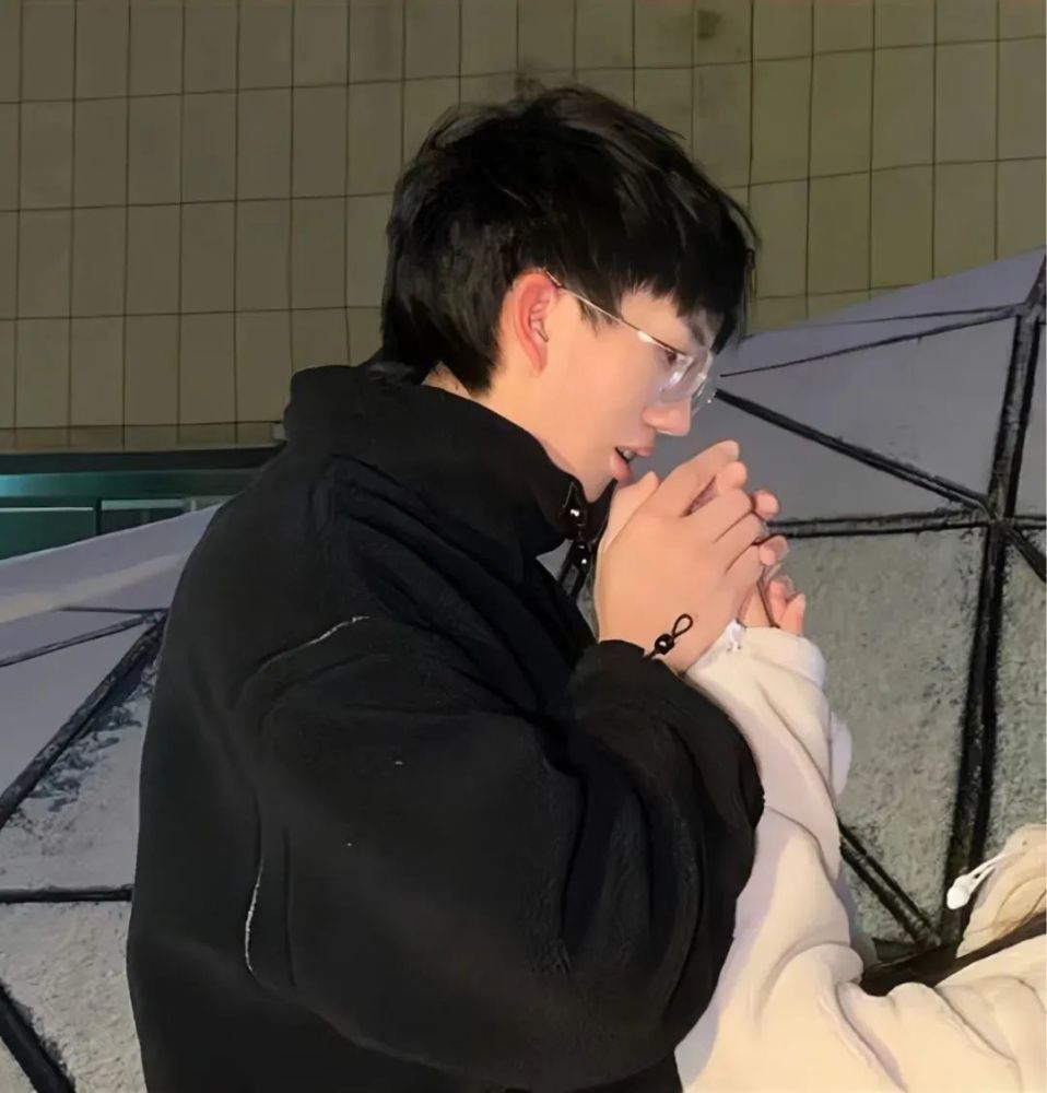 好看又气质的情侣头像插图28