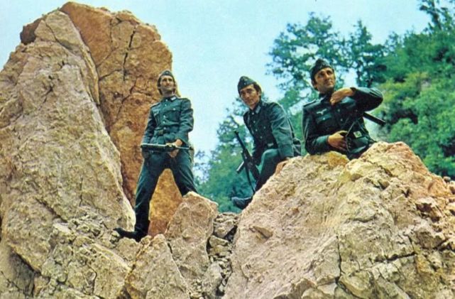 45年前轰动中国,南斯拉夫战争片,剧情遭严重删减,依旧成为经典