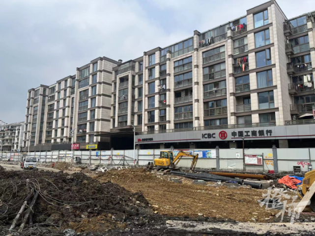 西湖边柳浪东苑8套房子吸引3800多户报名