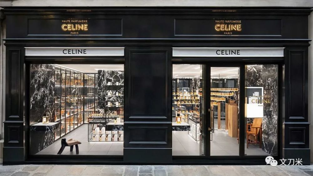 HediSlimane如何在骂声中让“Celine卖出20亿欧元”？