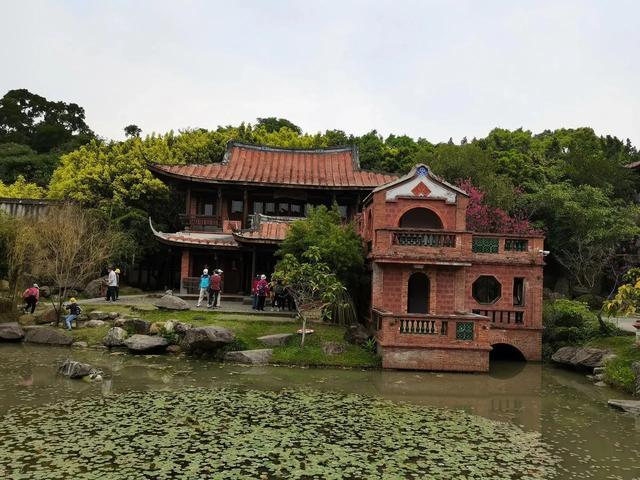台湾林安泰古厝散发闽南文化气息,解说员脱口而出"我们中国人"_腾讯