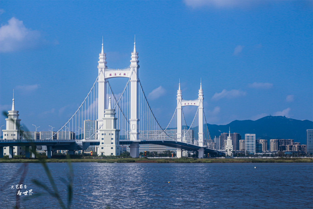 上海人很喜欢舟山在那里有一套房是时髦的事纷纷去那养老