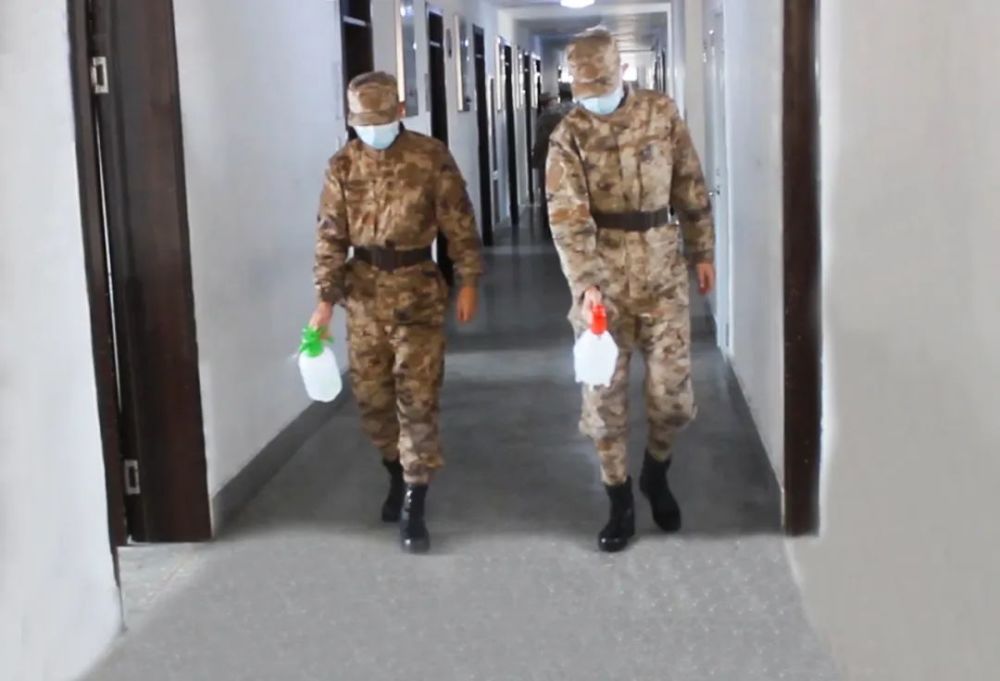 新兵家长们，来看看孩子们入营后都经历了些啥？