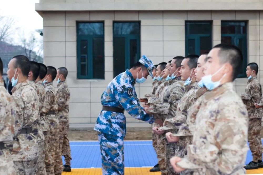 新兵家长们，来看看孩子们入营后都经历了些啥？