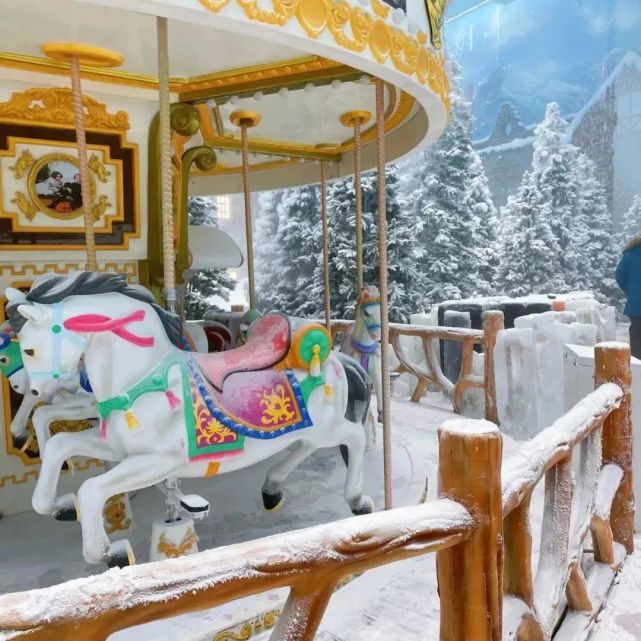 全方位感受冰雪王国的魅力旋从视觉,听觉,体感浓厚的英伦风情让人一秒