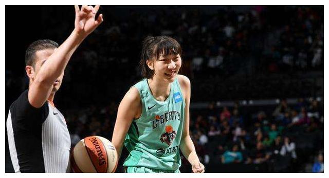 李月汝通過了很快將參加wnba比賽女籃兩大中鋒將征戰wnba