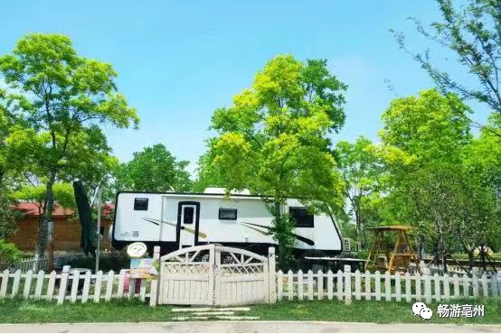 (林趣露营地)(水上乐园)(恐龙乐园)现在阳光正好,微风不躁赶紧约上三