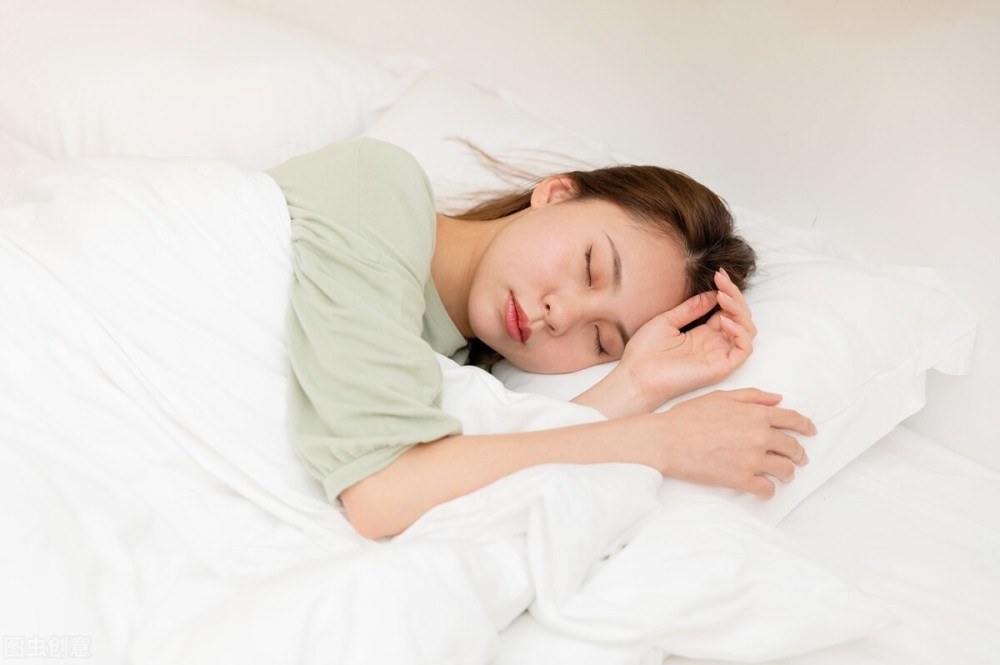 真实世界研究:睡懒觉3年,或可减重24斤!_腾讯新闻