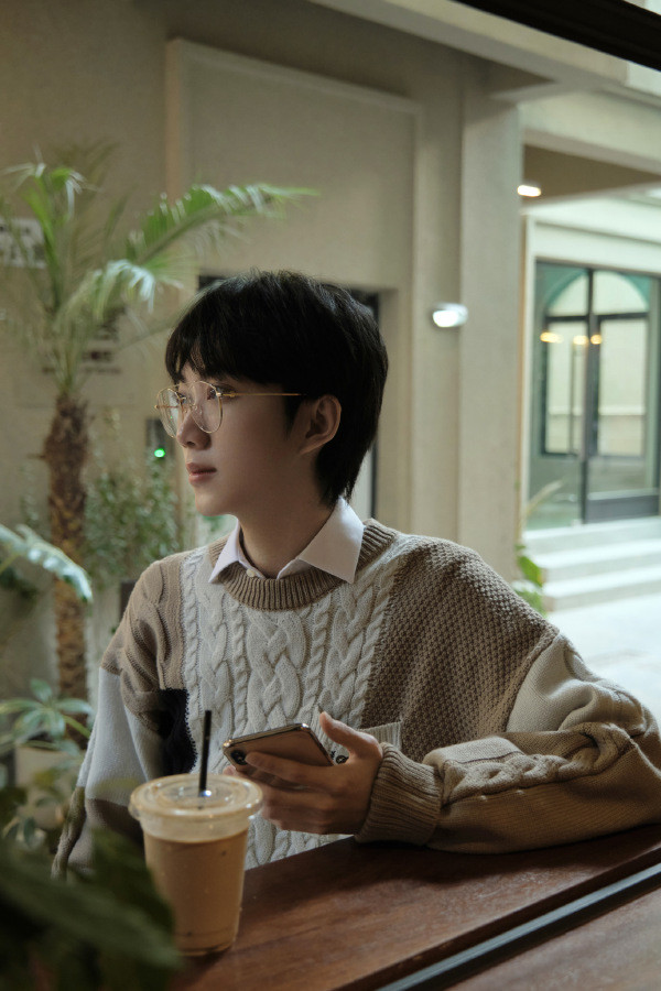 王者荣耀:孤影难得一见直播聊天,表示自己最难的时候已经挺过来了