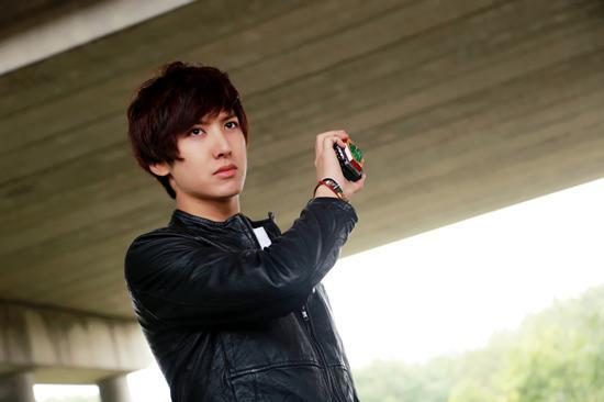 赖艺:3部剧同时在播,和杨幂合作过4次,出道8年却仍不温不火!