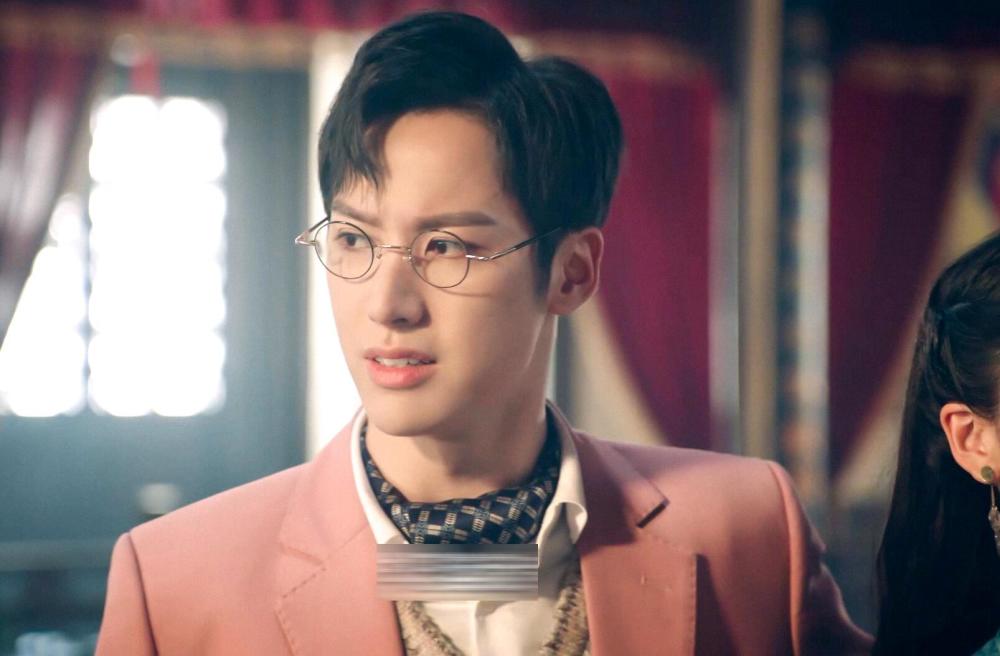 赖艺:3部剧同时在播,和杨幂合作过4次,出道8年却仍不温不火!_腾讯新闻