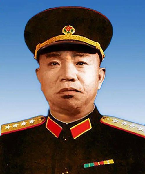 湖北省军区司令员王树声受到黑帮的挑衅,将军说:你吃了豹子胆