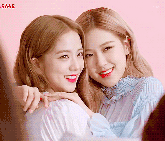 说实话一模一样|blackpink|jisoo|rose|金智秀|朴彩英