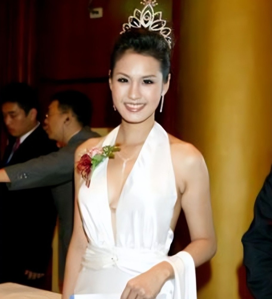 结婚15年儿女双全,老婆是周杰伦mv女主,刘畊宏才是真正的人生赢家.