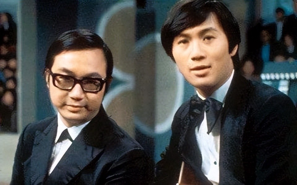 许冠杰:娶混血老婆连生两子,74岁三代同堂,一家十口幸福美满插图6