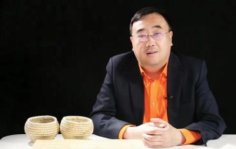 居家还能玩什么主持人那威带你了解五子棋的世界