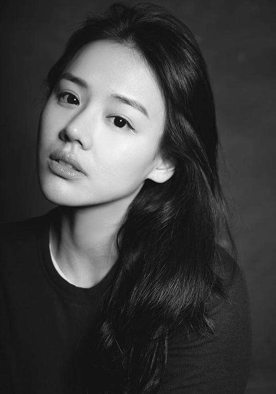 6位"大嘴"女明星,有人风情万种,有人清新有气质!_腾讯新闻