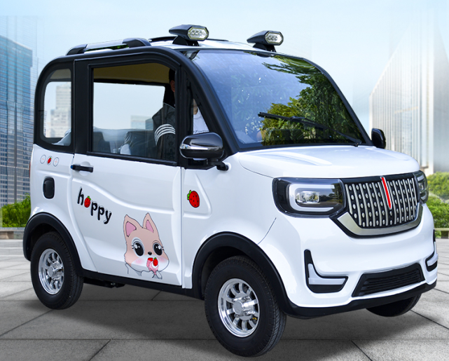 2款老年人青睐的电动小四轮5000多起步能遮风挡雨代步接娃