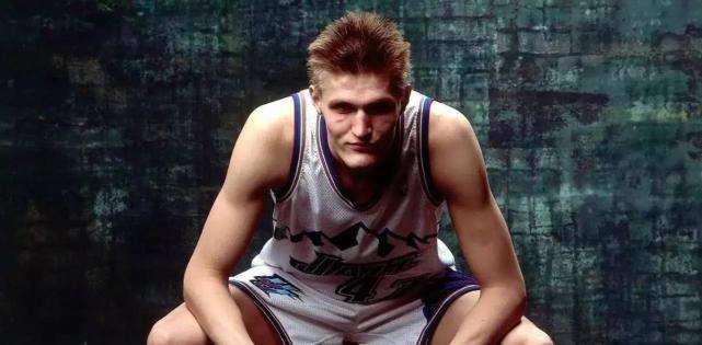 妻子曾允许他一年出轨一次,这有魅力的ak47基里连科,你怎能不爱