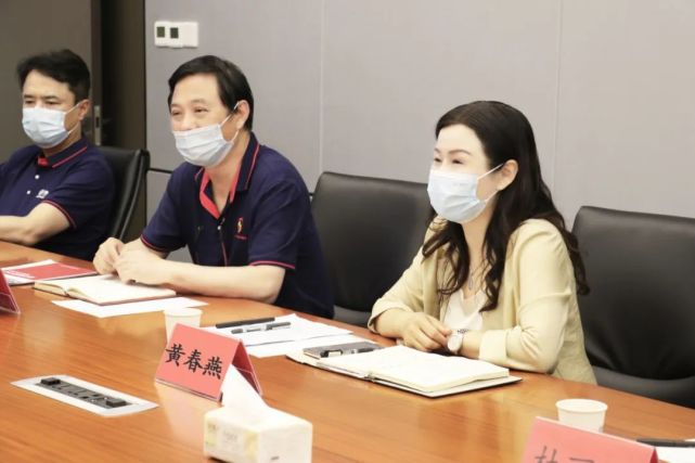 武汉市政协经济专委会主任陈祖信一行莅临锦绣人才集团光谷公司走访