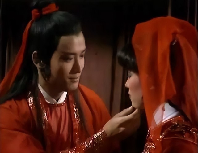 《射雕英雄传》穆念慈的悲剧不是遇到杨康而是想改变一个人的执念