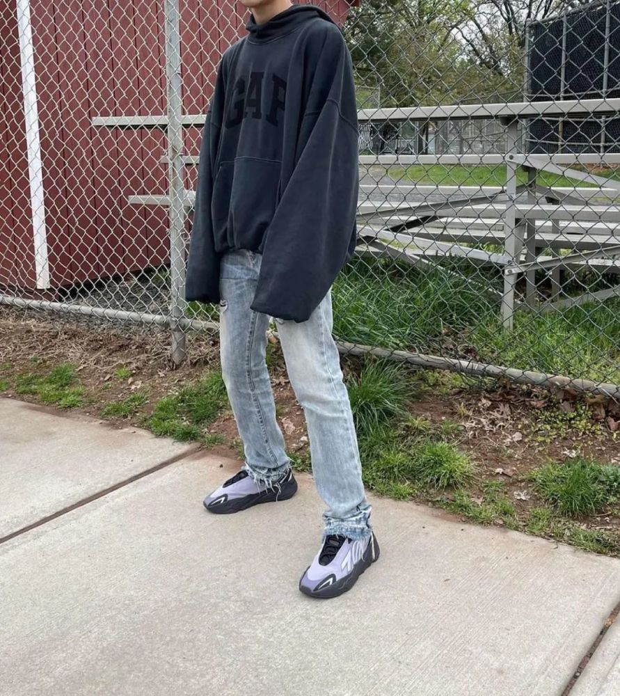 yeezy gap balenciaga 系列上身效果如何?_腾讯新闻