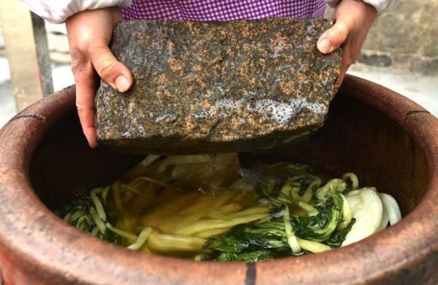 历史上最憋屈的国宝：由7000斤玉石打造，却当了300年腌菜缸