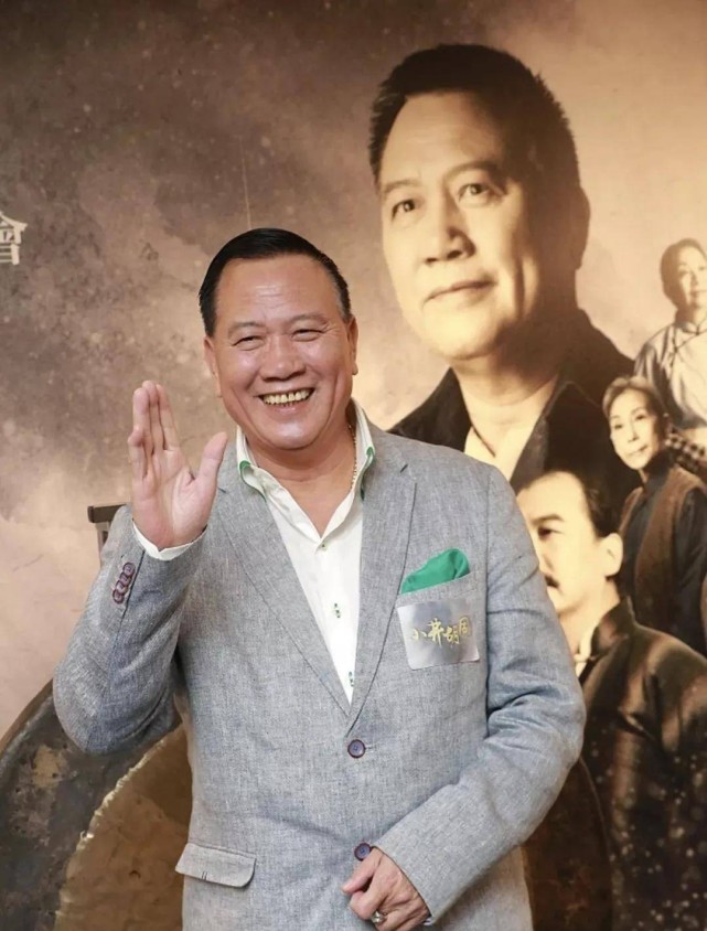 除了湖南房价相对便宜之外,可能和万梓良本身的饮食习惯有关.