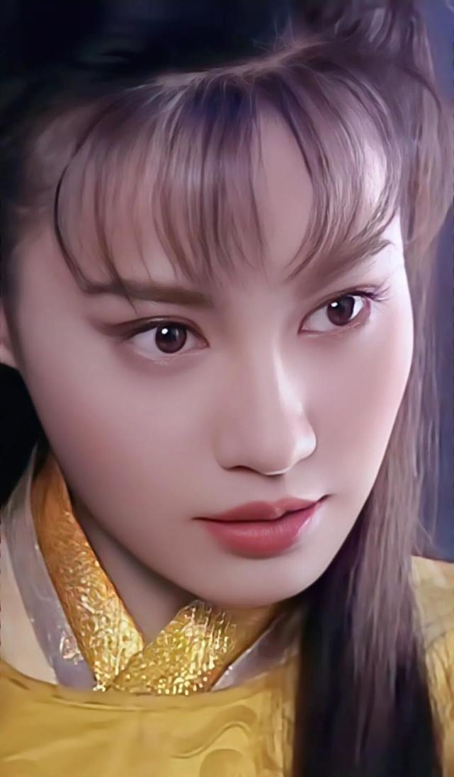 杨雪饰演的江玉燕都说她长得很像杨颖她是多少人的童年阴影