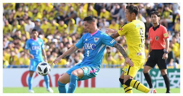 东京fc丝毫不给对手机会 东京绿茵不设防 千叶市原火力下降 冈山绿雉 东京fc 东京绿茵 千叶市原 鸟栖 新泻天鹅