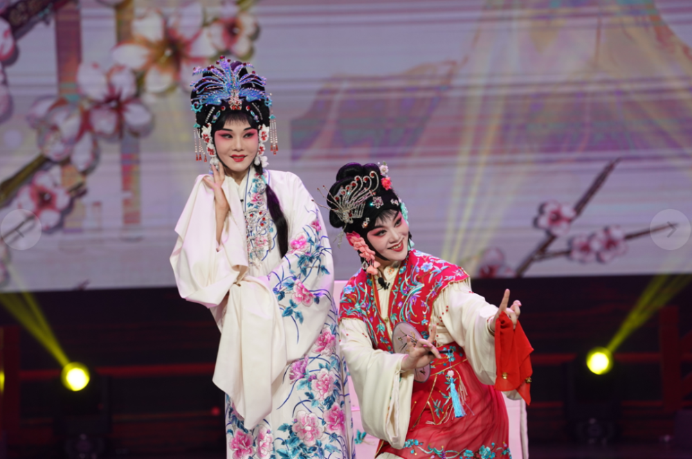 六位红娘齐登场梨园舞台竞芬芳