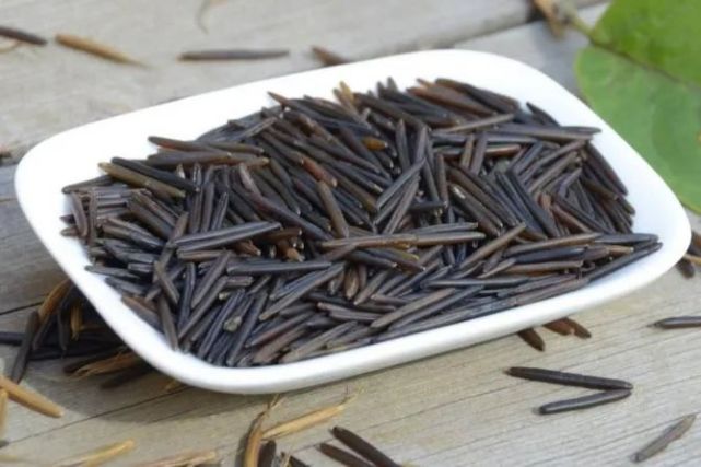 菰食就是菰米饭,可见周朝已用茭白的种子为粮食.