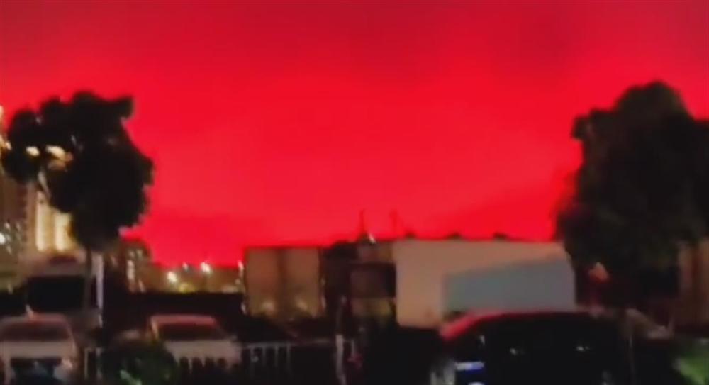 浙江舟山海域惊现“红色天象”，专家：可能是远洋船灯光折射所致科学界四大未解之谜