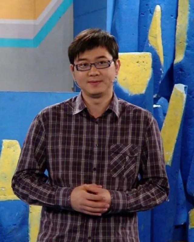 主持人赵川:三婚两离,最喜欢小16岁的空姐老婆