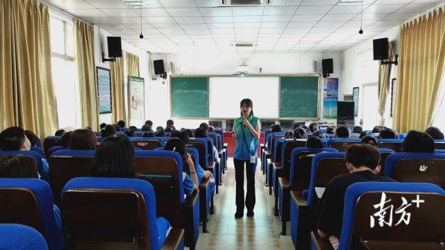 曲江马坝开展高三年级考前团体心理辅导活动