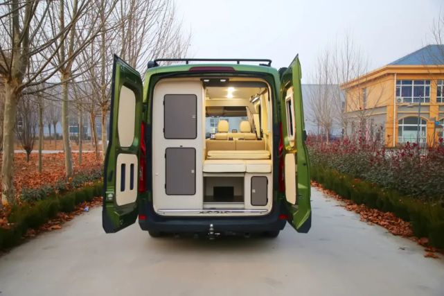 一款轻巧好开的两人房车设计年轻时尚配置更实用景宴栖510房车