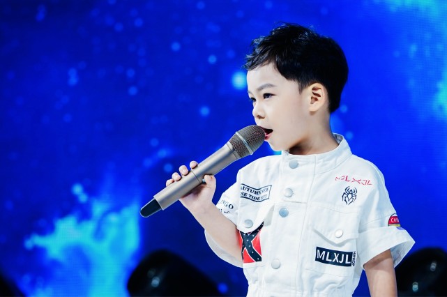 专访|《这就是歌手》广州最佳人气歌手 唐泽源:期待在舞台上展示更好