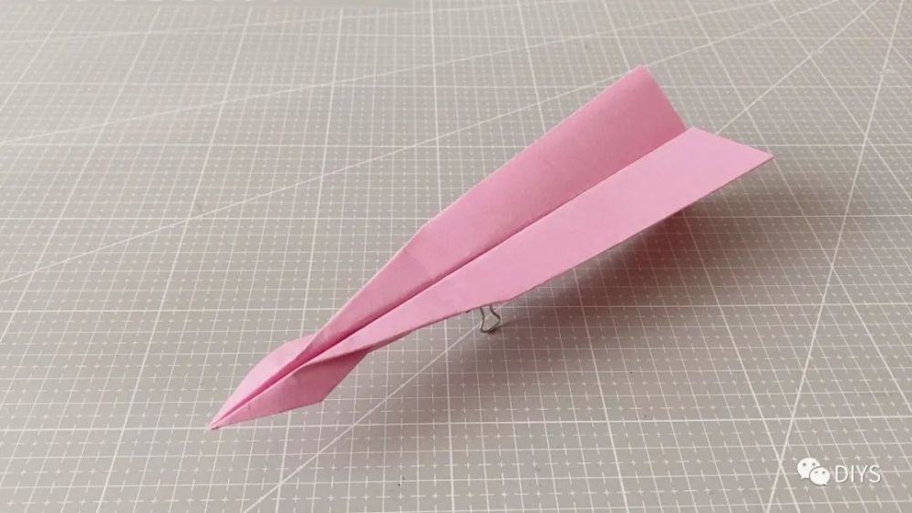 "手工折纸"一架能飞很远的"远途号"滑翔机!_腾讯新闻