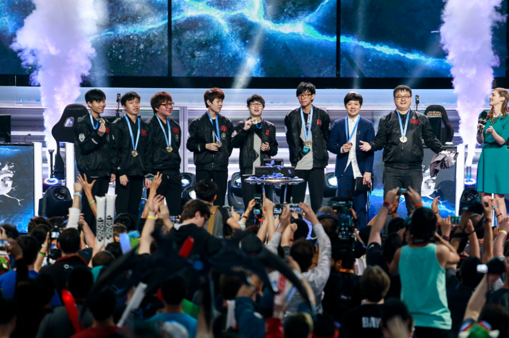 盘点历届msi冠军战队edg开创历史rng与skt都拿到过两次冠军