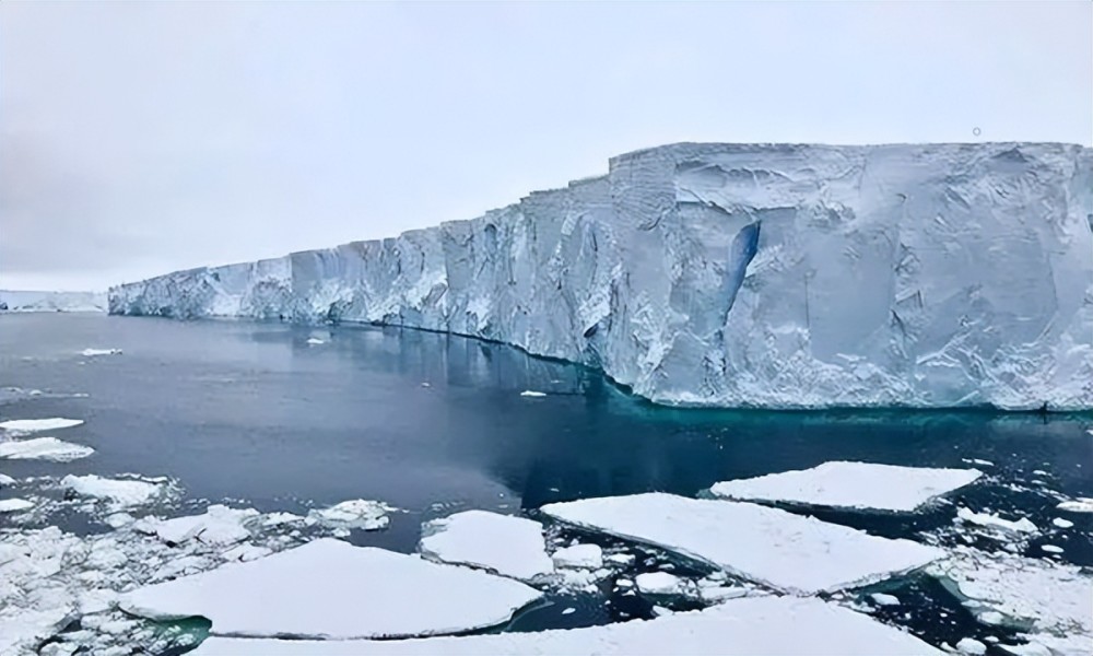研究发现南极冰盖下隐藏大量地下水