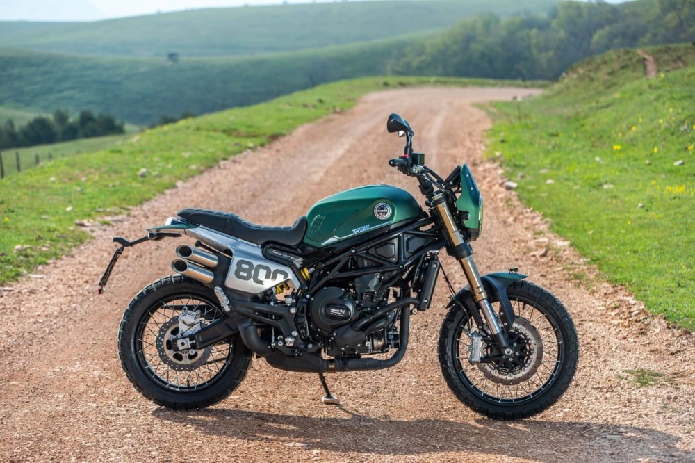 配置小幅度调整贝纳利2022款幼狮800海外上市