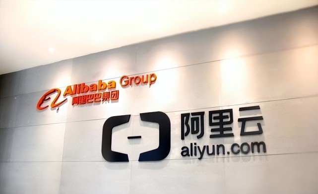份额跌至第4后,中国区总裁离职,副总裁逃回美国|阿里云|任庚|阿里巴巴