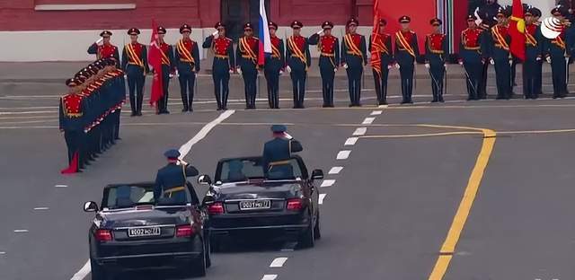 开始了！普京：乌拉海军旗语手势