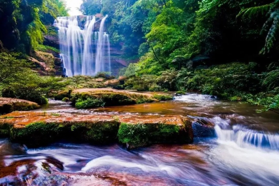 贵州赤水四洞沟景区临时关园