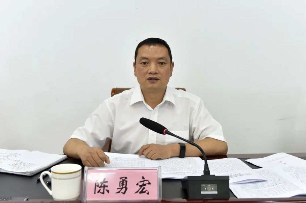 5月9日,县委书记陈勇宏在全县巩固拓展脱贫攻坚成果