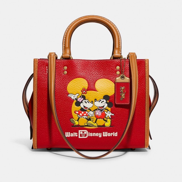 coach与迪士尼合作系列包包 带你领回家