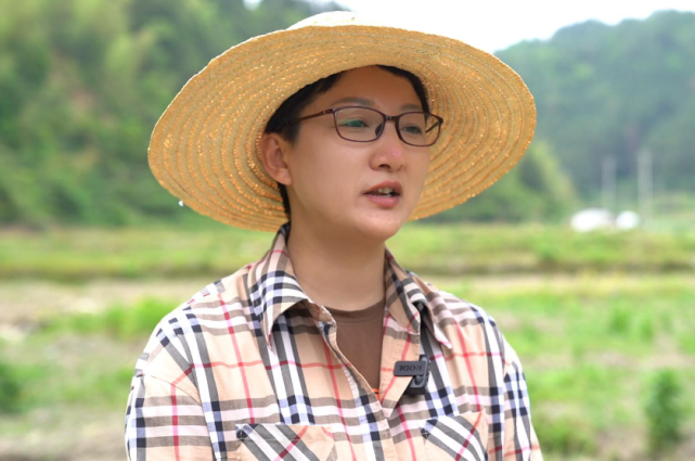 章文静是中国银行黄山分行营业部主任,2021年5月响应省行号召,来到