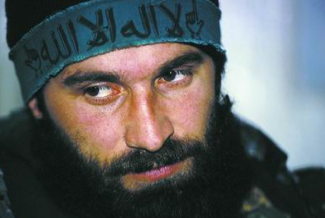 车臣恶匪巴萨耶夫:恶行累累,俄军围猎10年,悬赏3亿却无人敢接