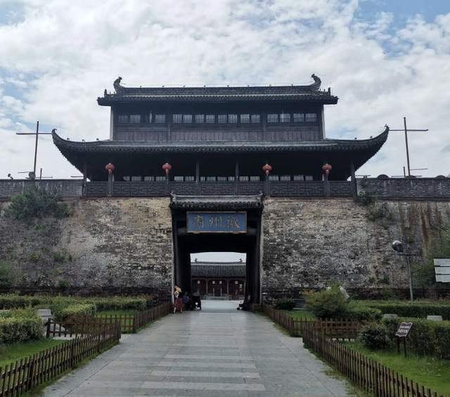 即:安庆府,徽州府,宁国府,池州府,太平府,庐州府,凤阳府,颍州府.