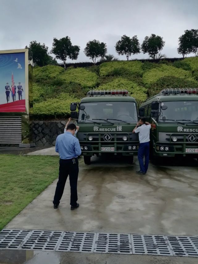 南平车务段工程师来队测量车辆装备基础数据